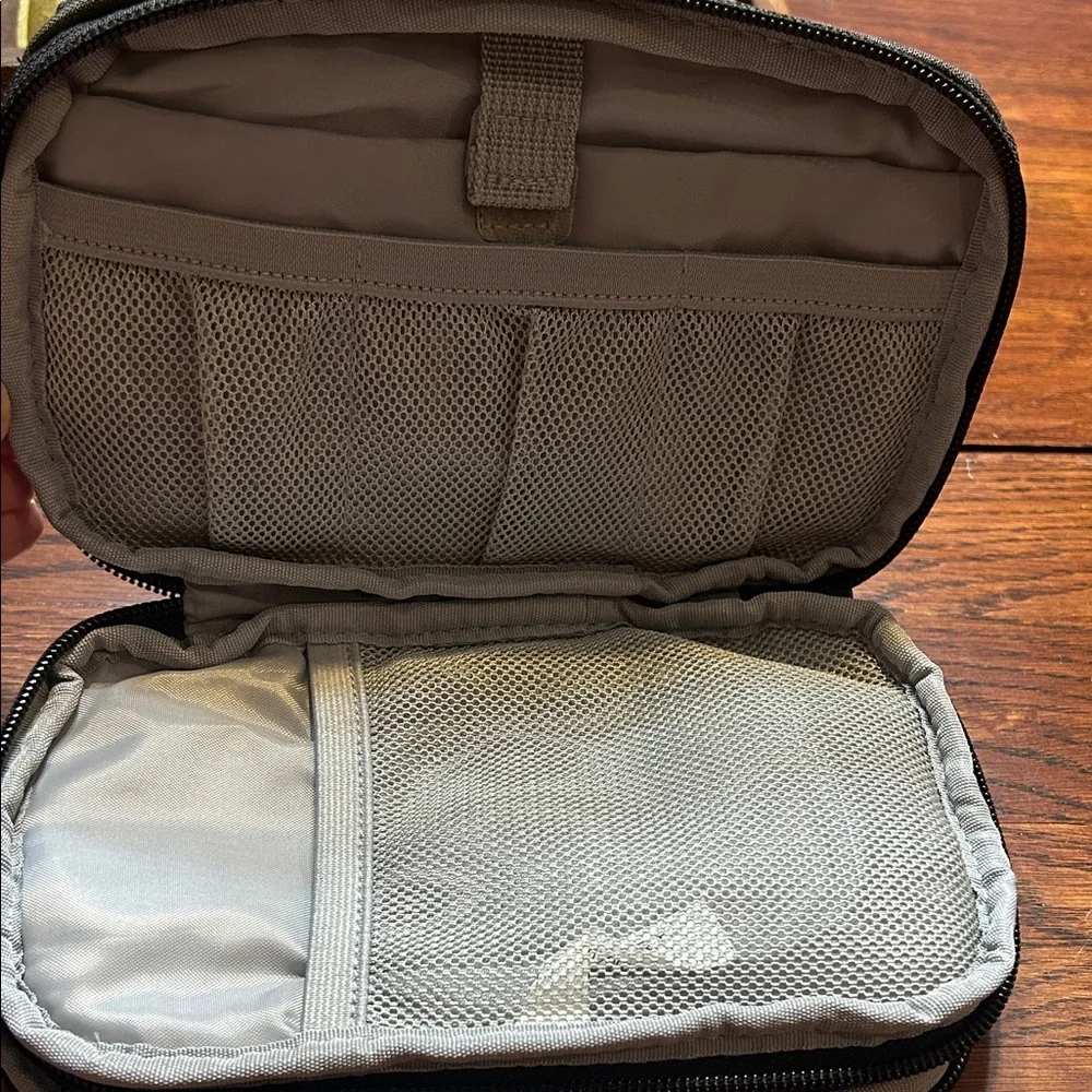 BAGSMART Tech Accessory Travel Organizer Bag